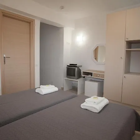 Lepeda's Pearl * Lixouri